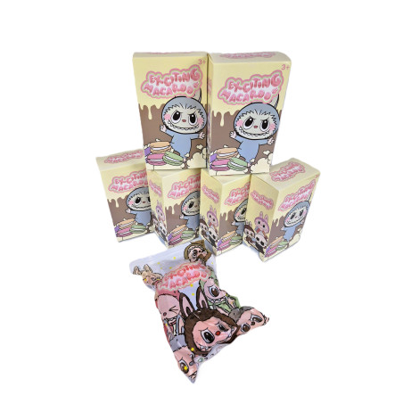 Labubu "Macaroo exciting"